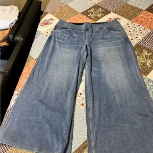 HALARA Denim Flare Jeans